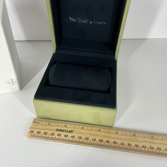 Van Cleef & Arpels Green Suede Jewelry Watch Bangle Bracelet Case Box Set - Picture 8 of 12